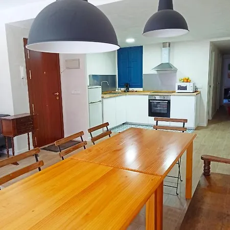 Vistas A Palmeras * Burjassot